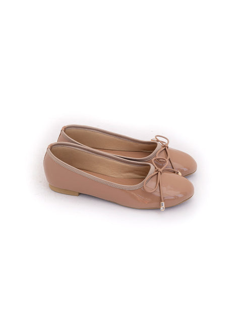 BELLA Patent Bow Pumps